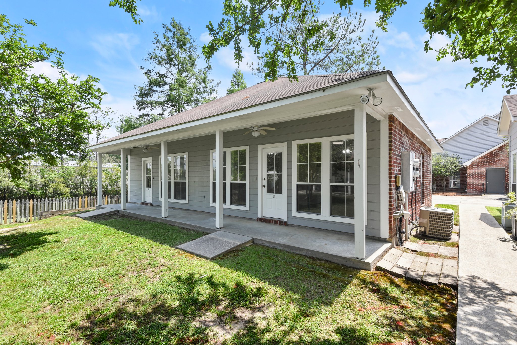 13601 Minton Lane, 4